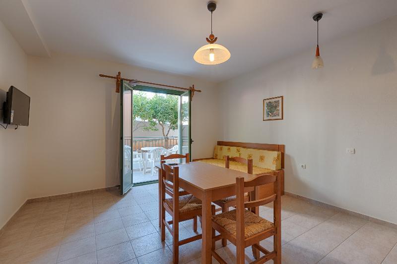 Mitos Village แอร์ซอนิสซอส ภายนอก รูปภาพ
